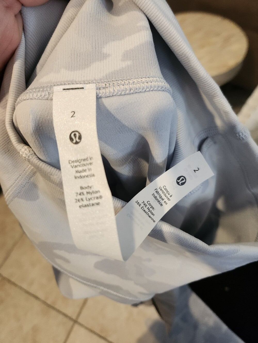 Lululemon leggings size 2 - Picture 5 of 5
